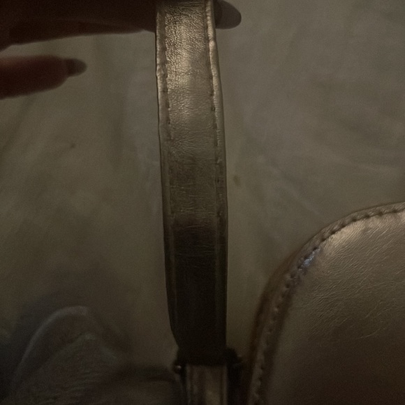 Guess Heart shaped bag - Picture 3 of 3